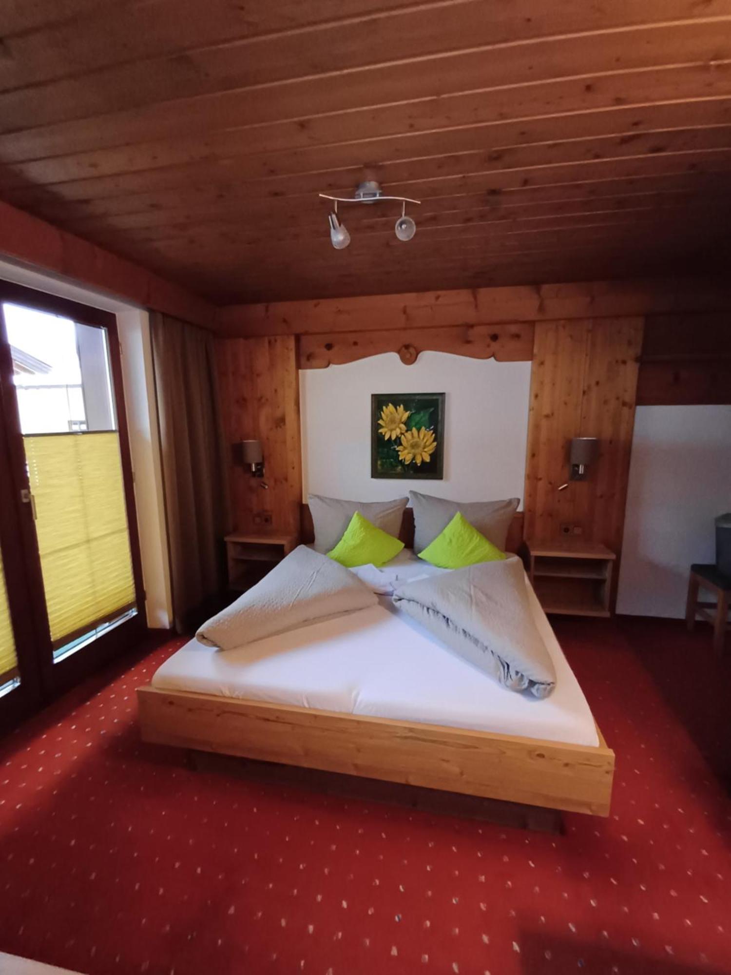 Haus Helene Prantl Apartment Langenfeld Bagian luar foto