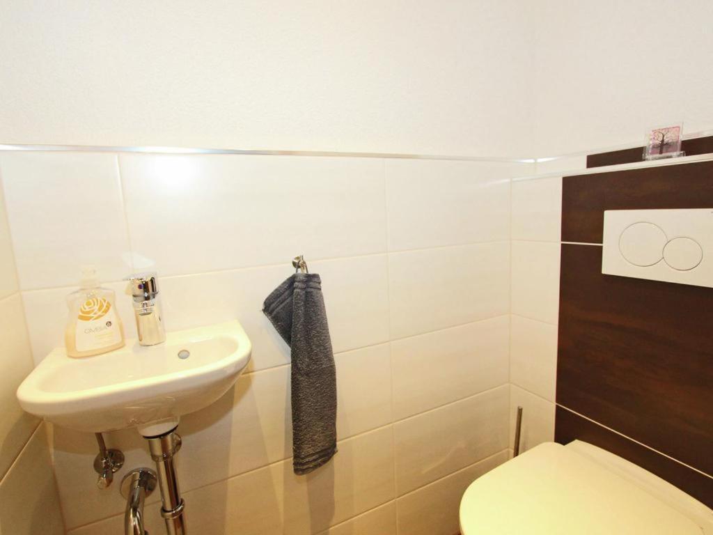 Haus Helene Prantl Apartment Langenfeld Bagian luar foto