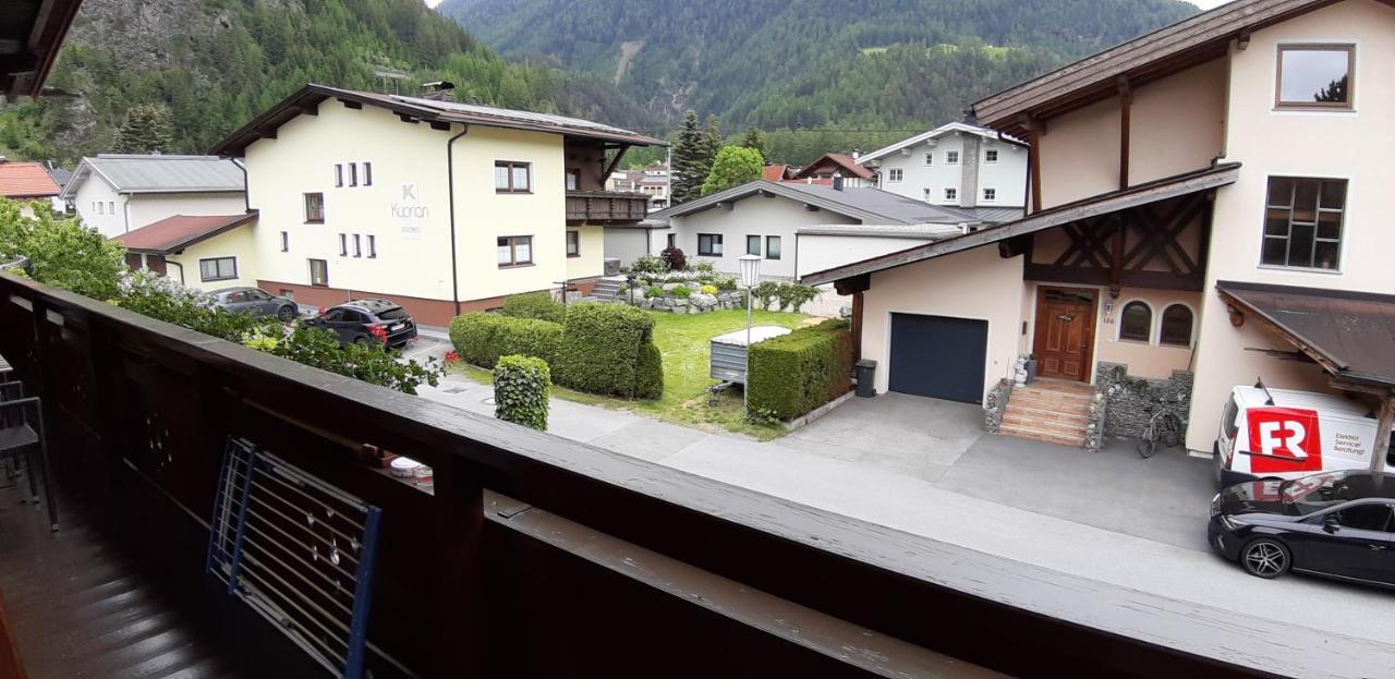 Haus Helene Prantl Apartment Langenfeld Bagian luar foto